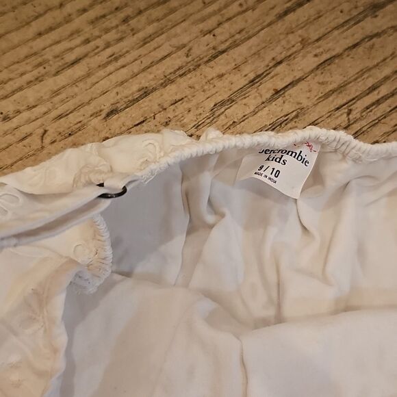 White Eyelet Crop Top and Shorts Set Size 7/8 Abercrombie - Picture 5 of 14